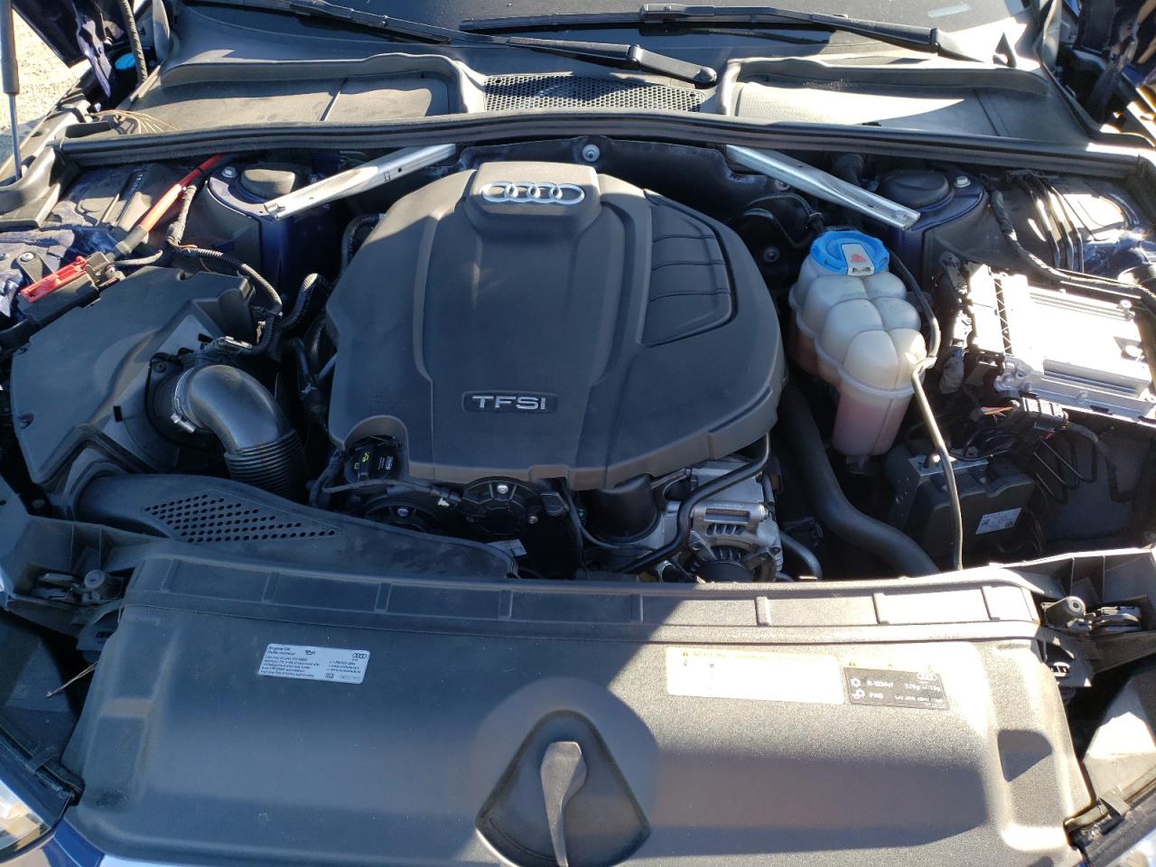 Photo 7 from auction – 2018 AUDI A4 PREMIUM with VIN WAUKMAF48JA089760