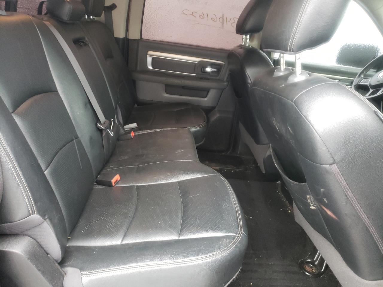 Photo 6 from auction – 2016 RAM 1500 SLT with VIN 3C6RR7LT4GG279882
