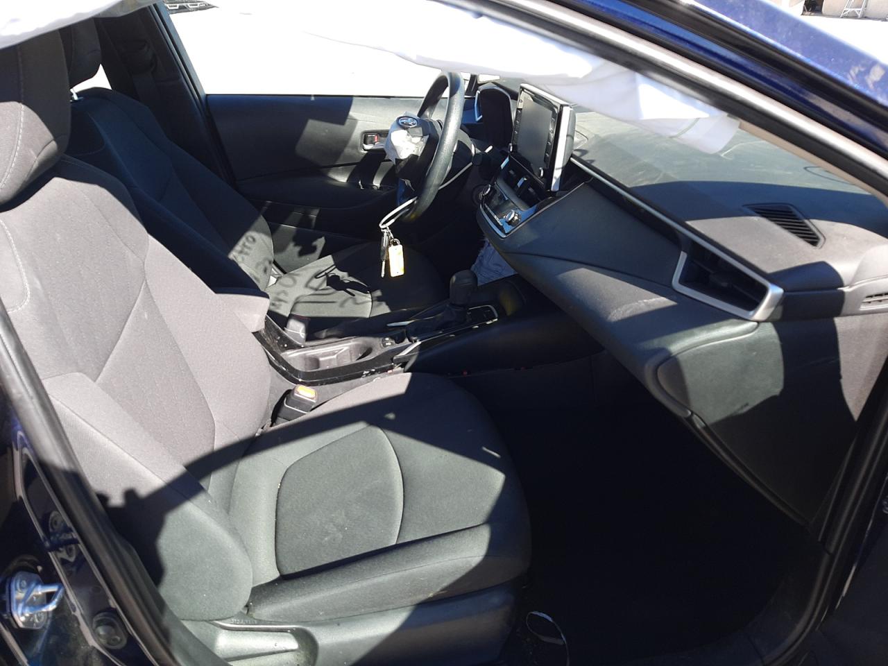 Photo 5 from auction – 2020 TOYOTA COROLLA LE with VIN 5YFEPRAE8LP108781