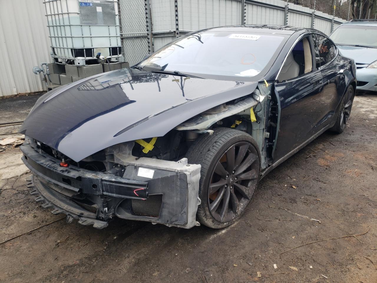 Photo 2 from auction – 2014 TESLA MODEL S with VIN 5YJSA1H18EFP31714