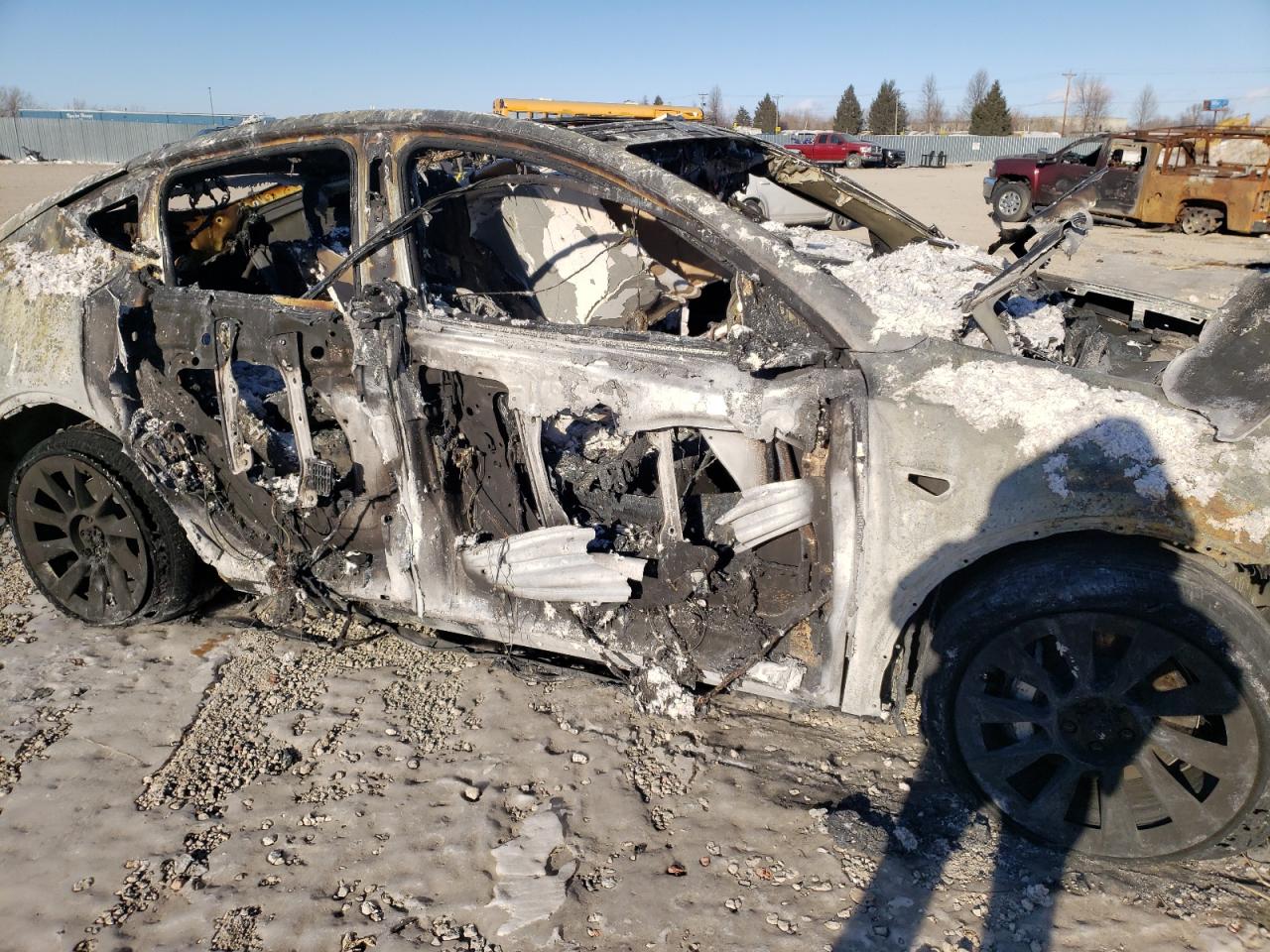 Photo 9 from auction – 2021 TESLA MODEL Y with VIN 5YJYGDEE0MF065822