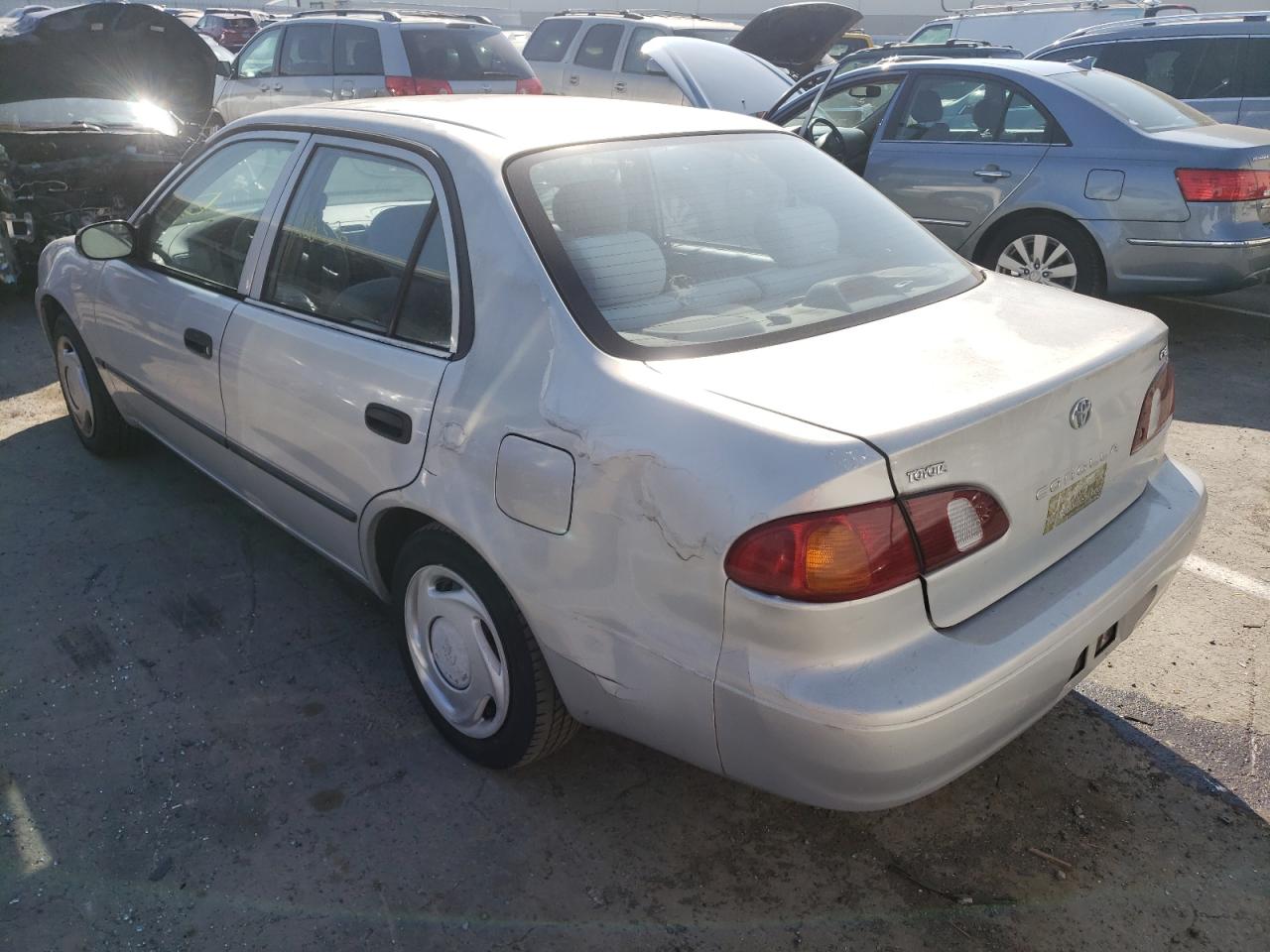 Photo 3 from auction – 2000 TOYOTA COROLLA VE with VIN 1NXBR12E5YZ404070