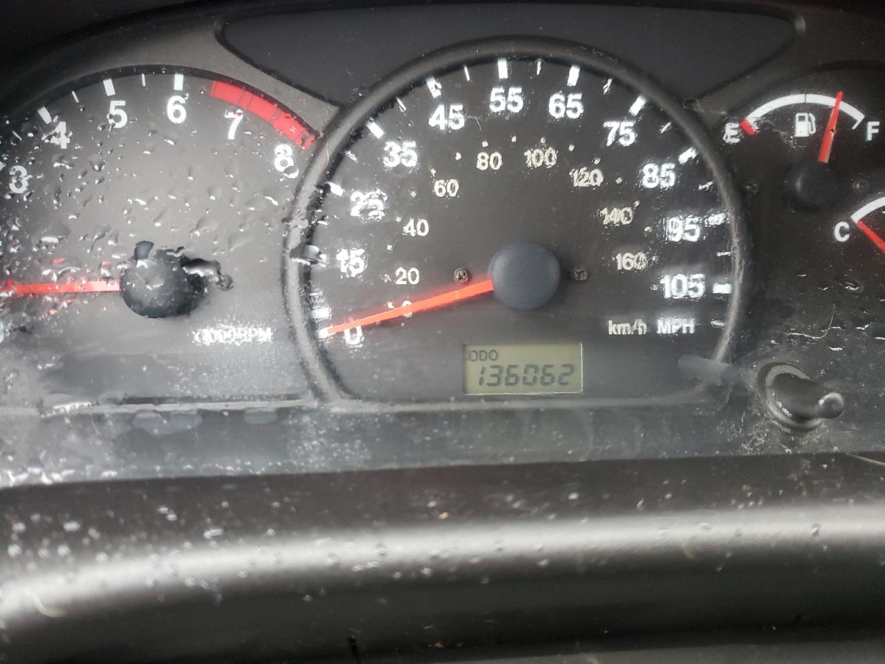 Photo 8 from auction – 2000 CHEVROLET TRACKER with VIN 2CNBJ13C0Y6922736