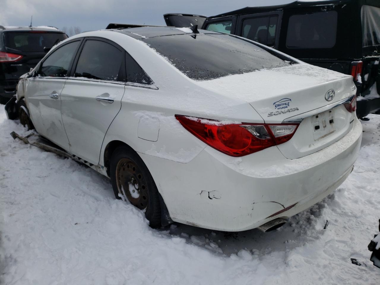 Фото 3 с аукциона – 2012 HYUNDAI SONATA SE с VIN 5NPEC4AB3CH321994