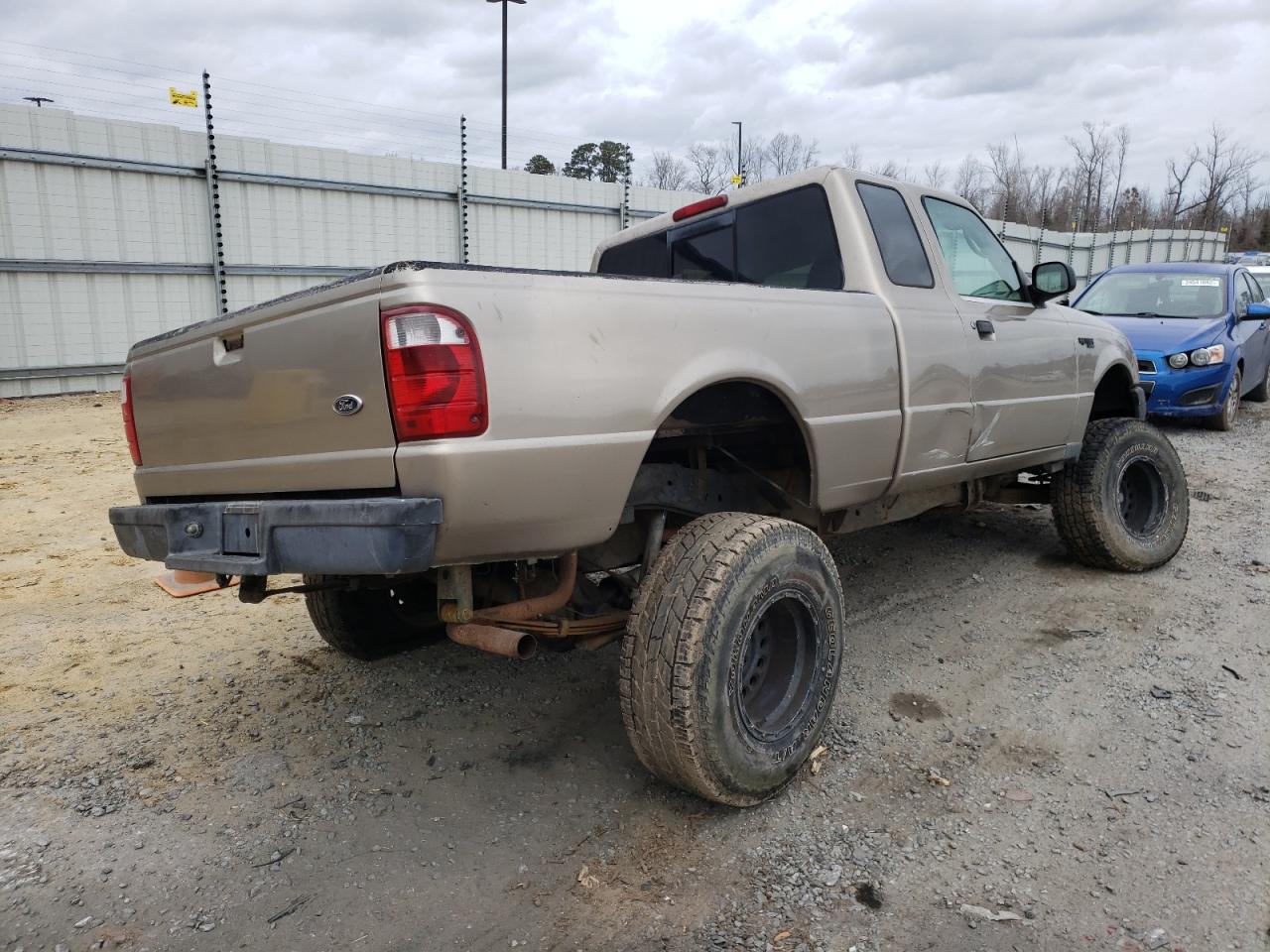 Photo 4 from auction – 2003 FORD RANGER with VIN 1FTYR14U43PB64701
