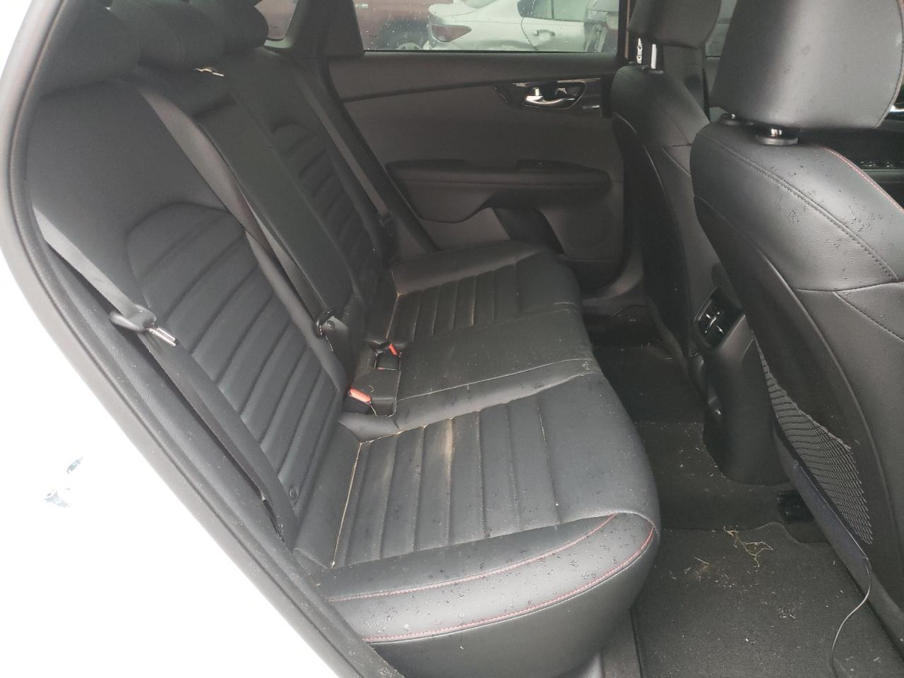 Photo 6 from auction – 2022 KIA FORTE GT with VIN 3KPF44AC9NE425004
