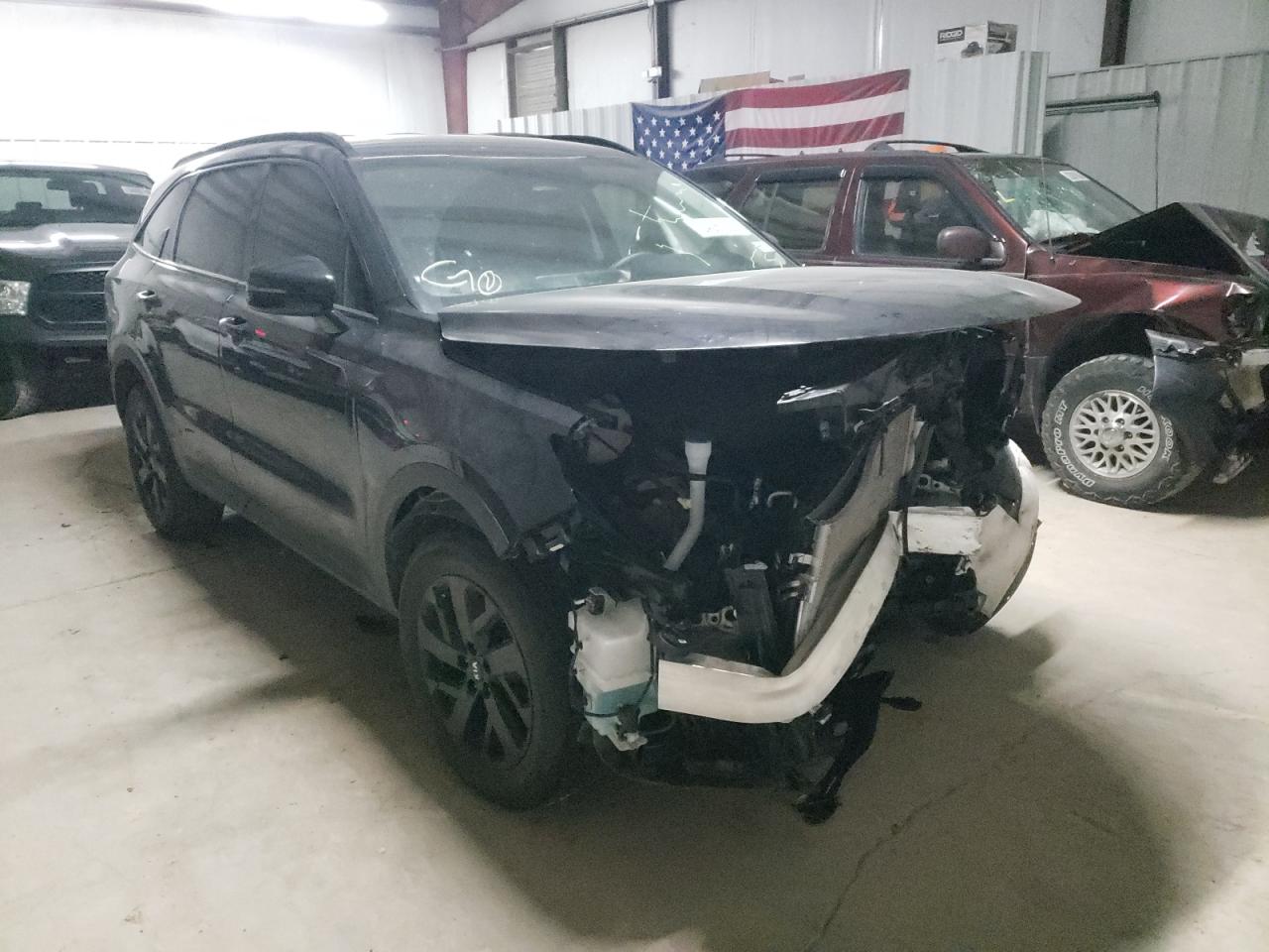Photo 1 from auction – 2021 KIA SORENTO S with VIN 5XYRLDLC4MG024670