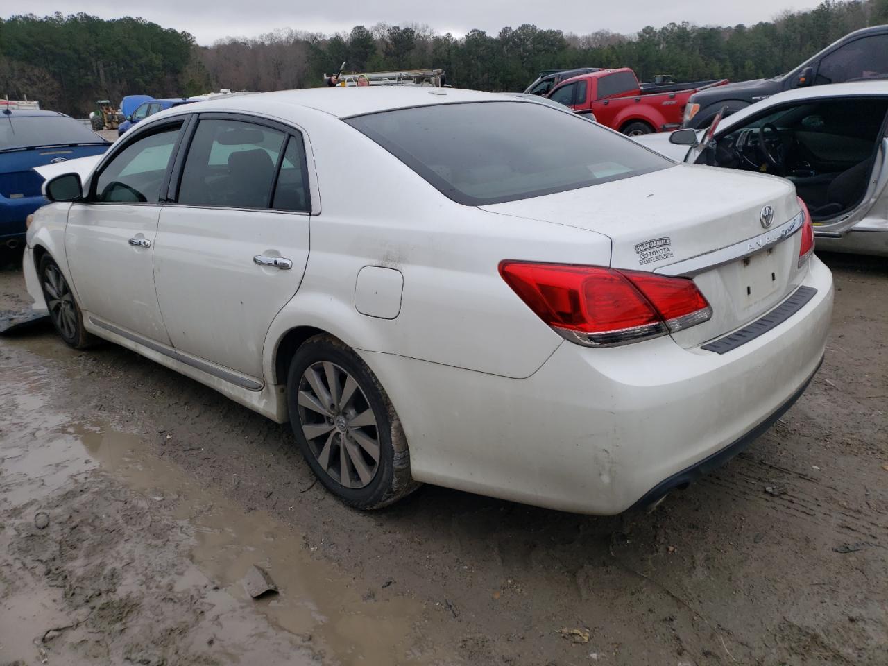 Photo 3 from auction – 2011 TOYOTA AVALON BAS with VIN 4T1BK3DB3BU439605