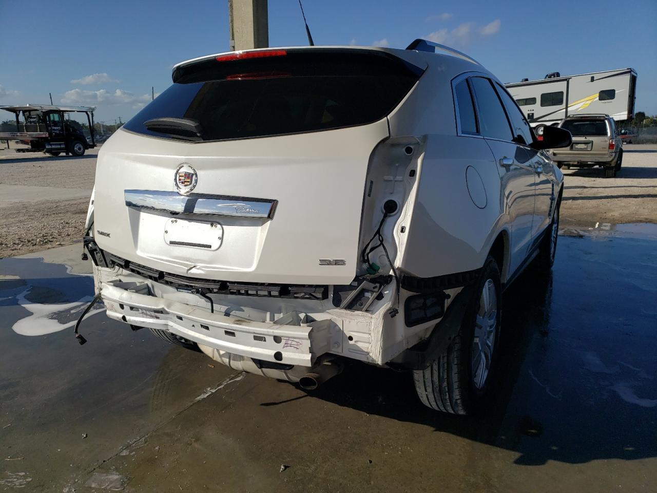 Photo 4 from auction – 2012 CADILLAC SRX LUXURY with VIN 3GYFNAE37CS579287