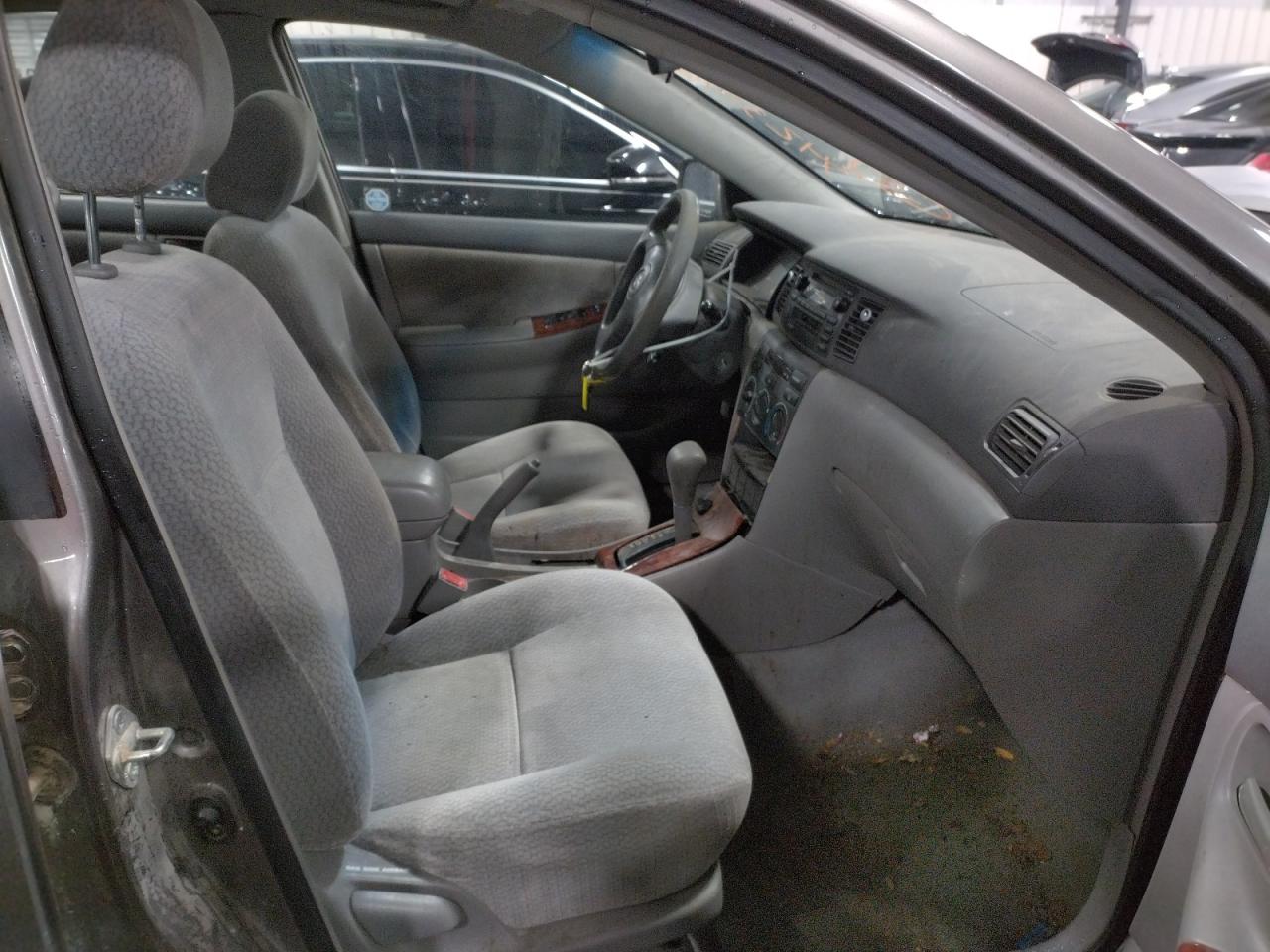 Photo 5 from auction – 2003 TOYOTA COROLLA CE with VIN 2T1BR38E23C101762