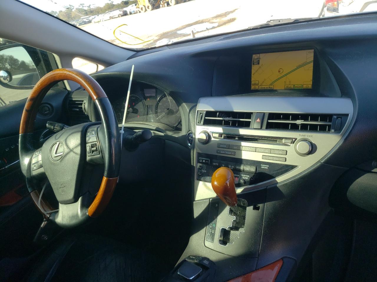 Photo 9 from auction – 2010 LEXUS RX 450 with VIN JTJZB1BA2A2401713
