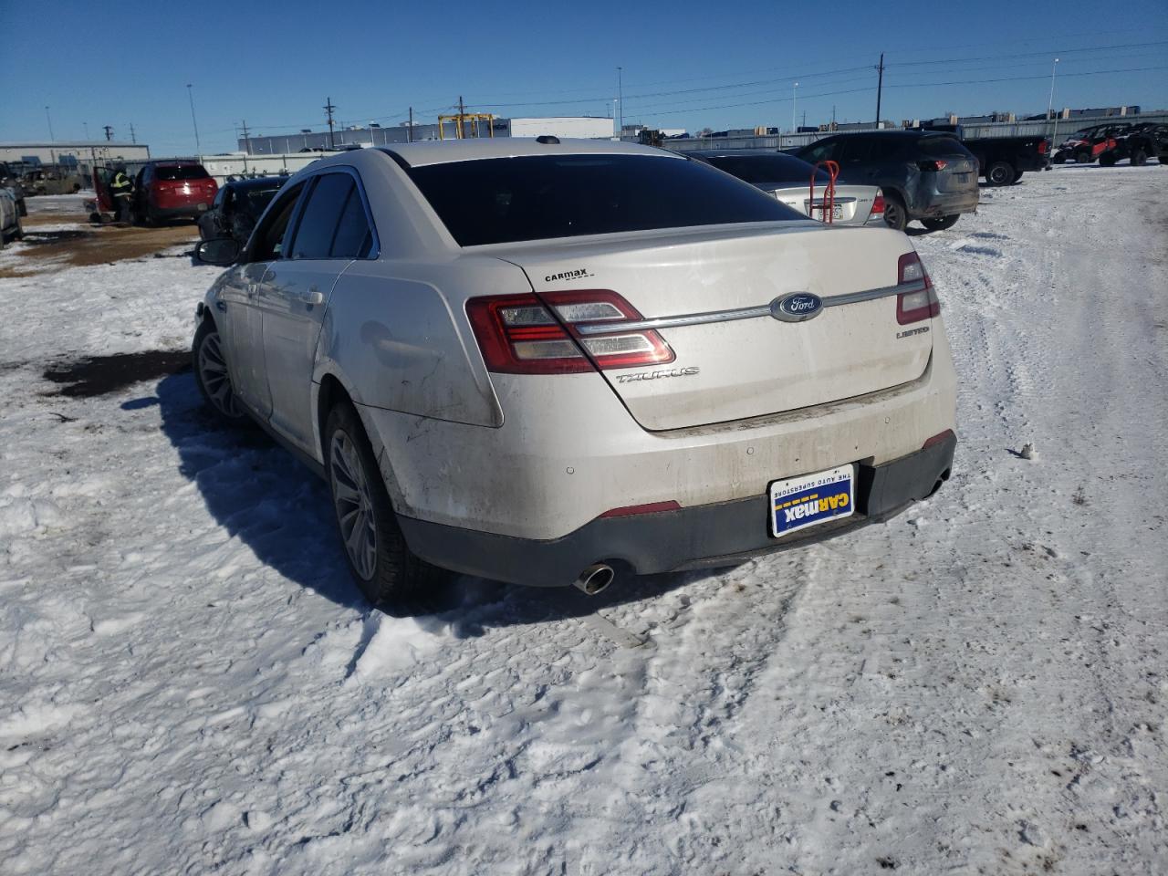 Photo 3 from auction – 2015 FORD TAURUS LIM with VIN 1FAHP2F87FG141483