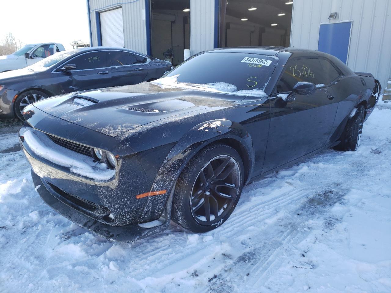 Photo 2 from auction – 2020 DODGE CHALLENGER with VIN 2C3CDZFJ8LH242187