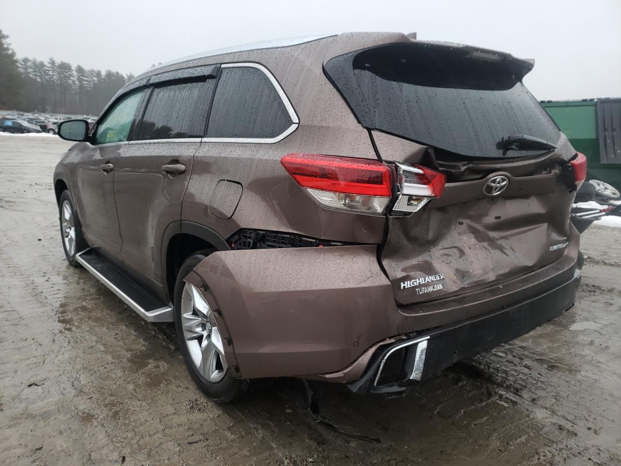 Photo 3 from auction – 2019 TOYOTA HIGHLANDER with VIN 5TDDZRFH3KS968313