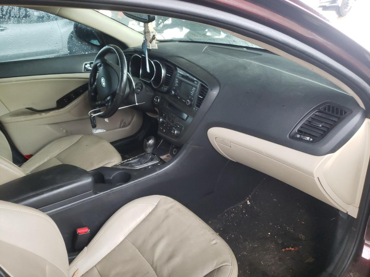 Photo 5 from auction – 2012 KIA OPTIMA EX with VIN 5XXGN4A70CG026376