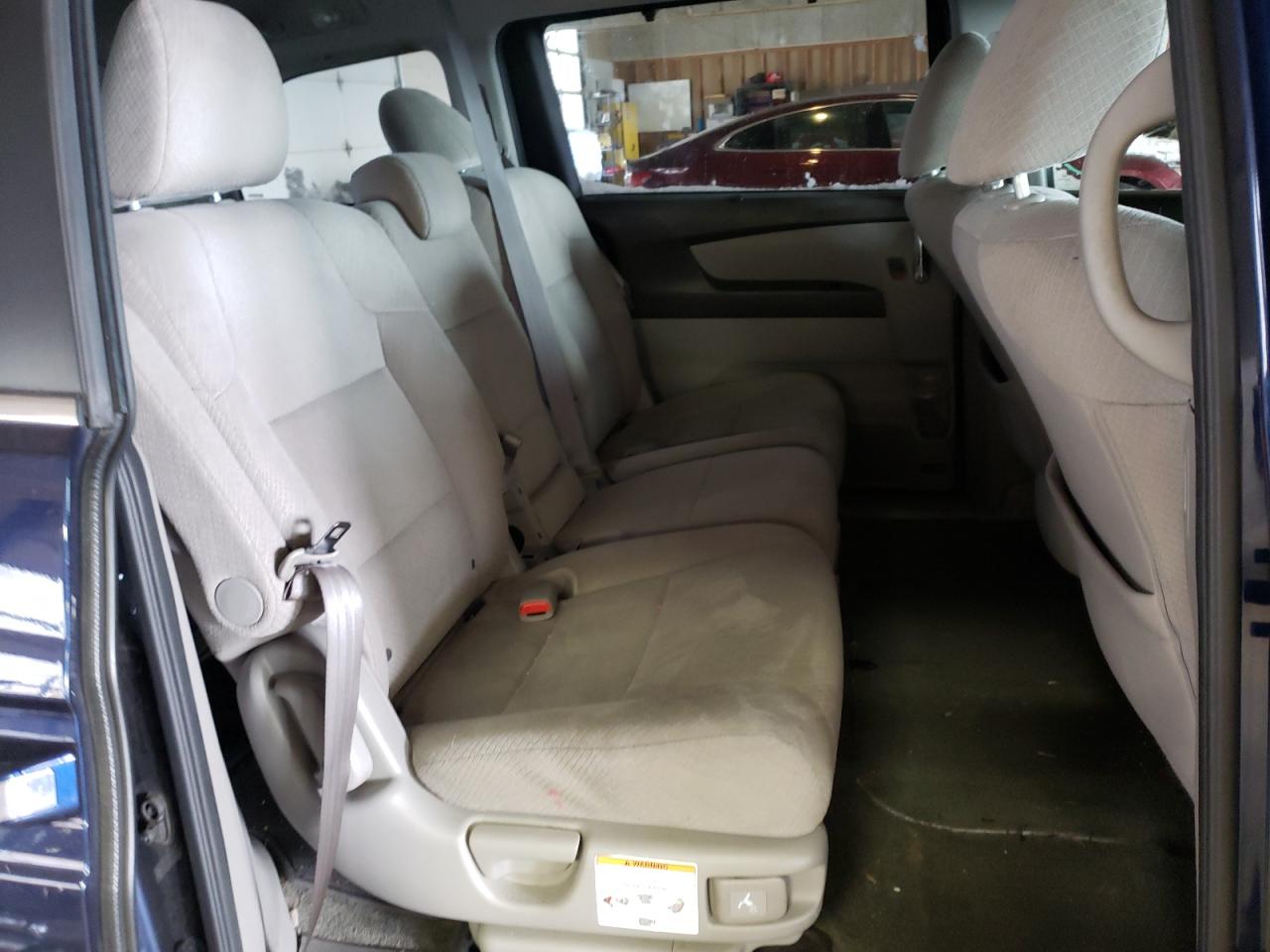 Photo 6 from auction – 2015 HONDA ODYSSEY EX with VIN 5FNRL5H41FB063623