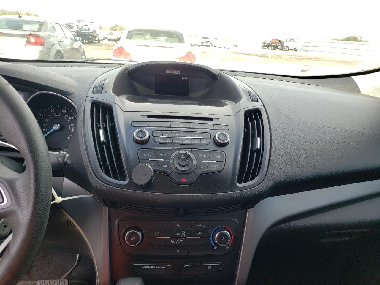 Photo 9 from auction – 2017 FORD ESCAPE S with VIN 1FMCU0F71HUB48759