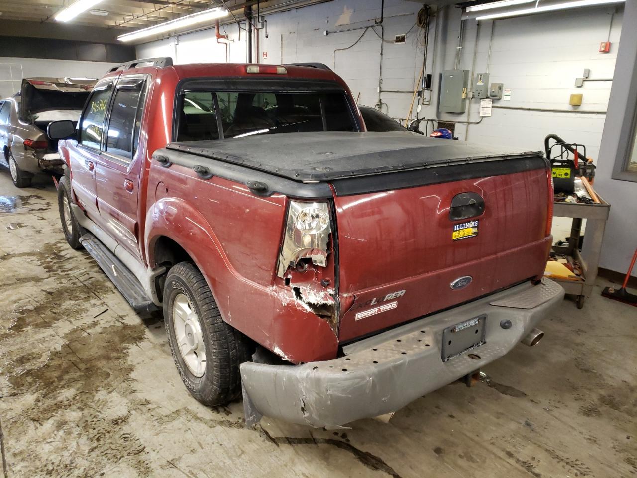 Photo 3 from auction – 2001 FORD EXPLORER S with VIN 1FMZU77E91UA70625