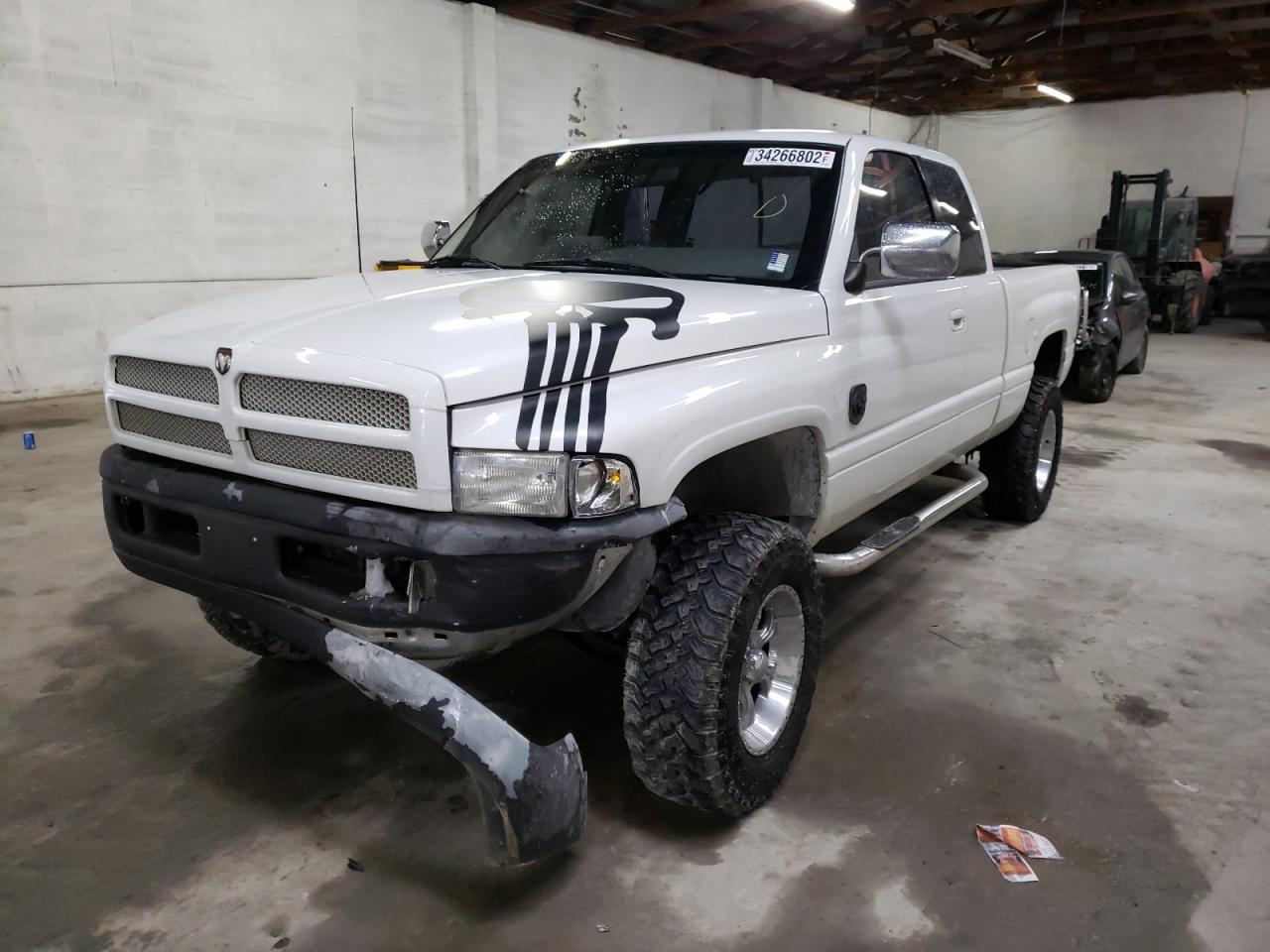 Photo 2 from auction – 1996 DODGE RAM 1500 with VIN 1B7HC13ZXTJ166342