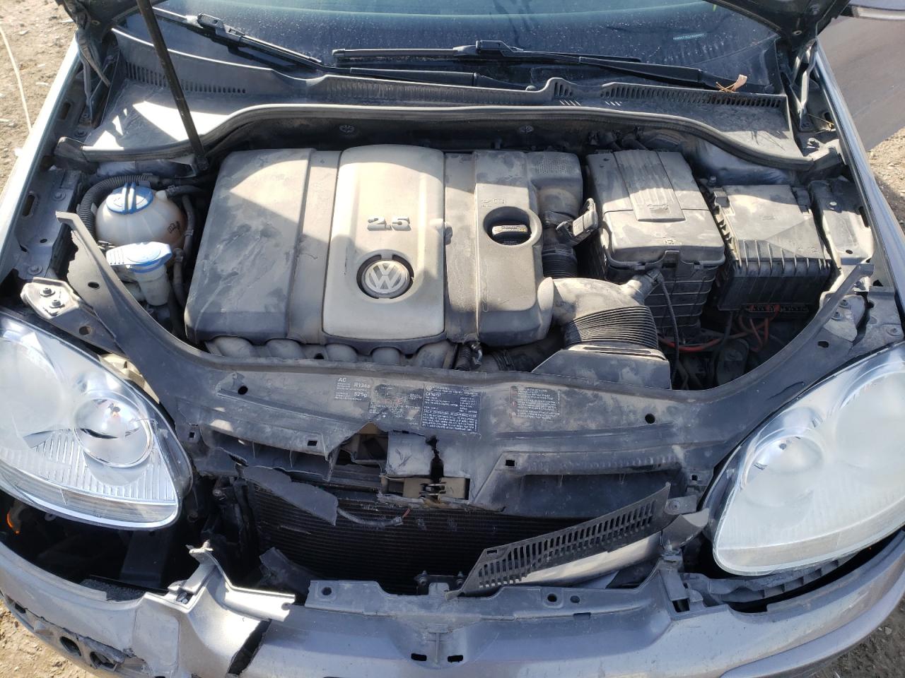 Photo 7 from auction – 2007 VOLKSWAGEN RABBIT with VIN WVWDS71K27W256801