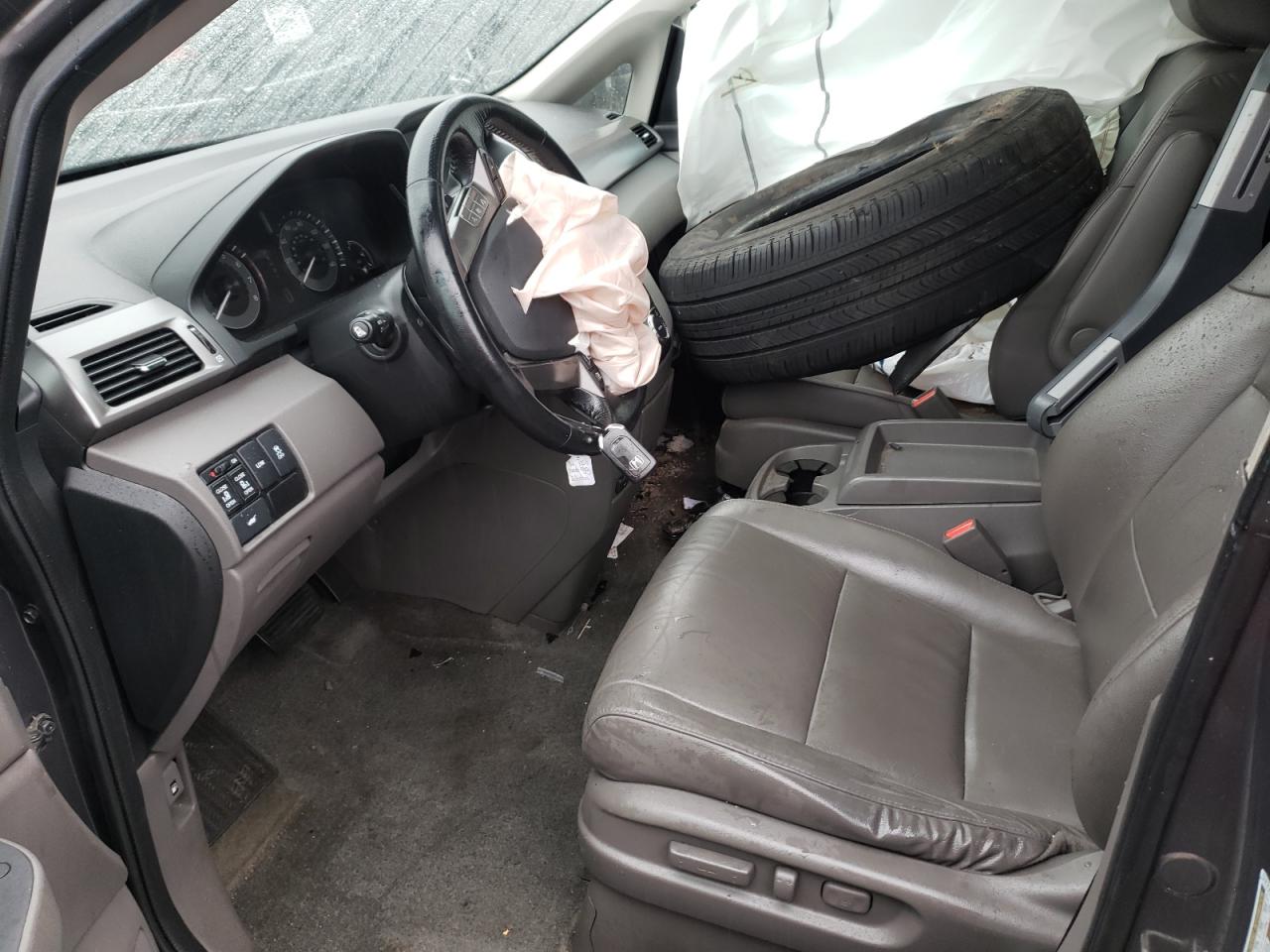 Photo 5 from auction – 2016 HONDA ODYSSEY EX with VIN 5FNRL5H60GB024332