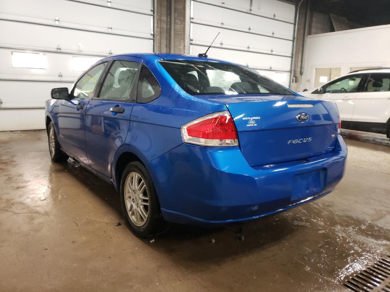 Photo 3 from auction – 2011 FORD FOCUS SE with VIN 1FAHP3FN3BW121386