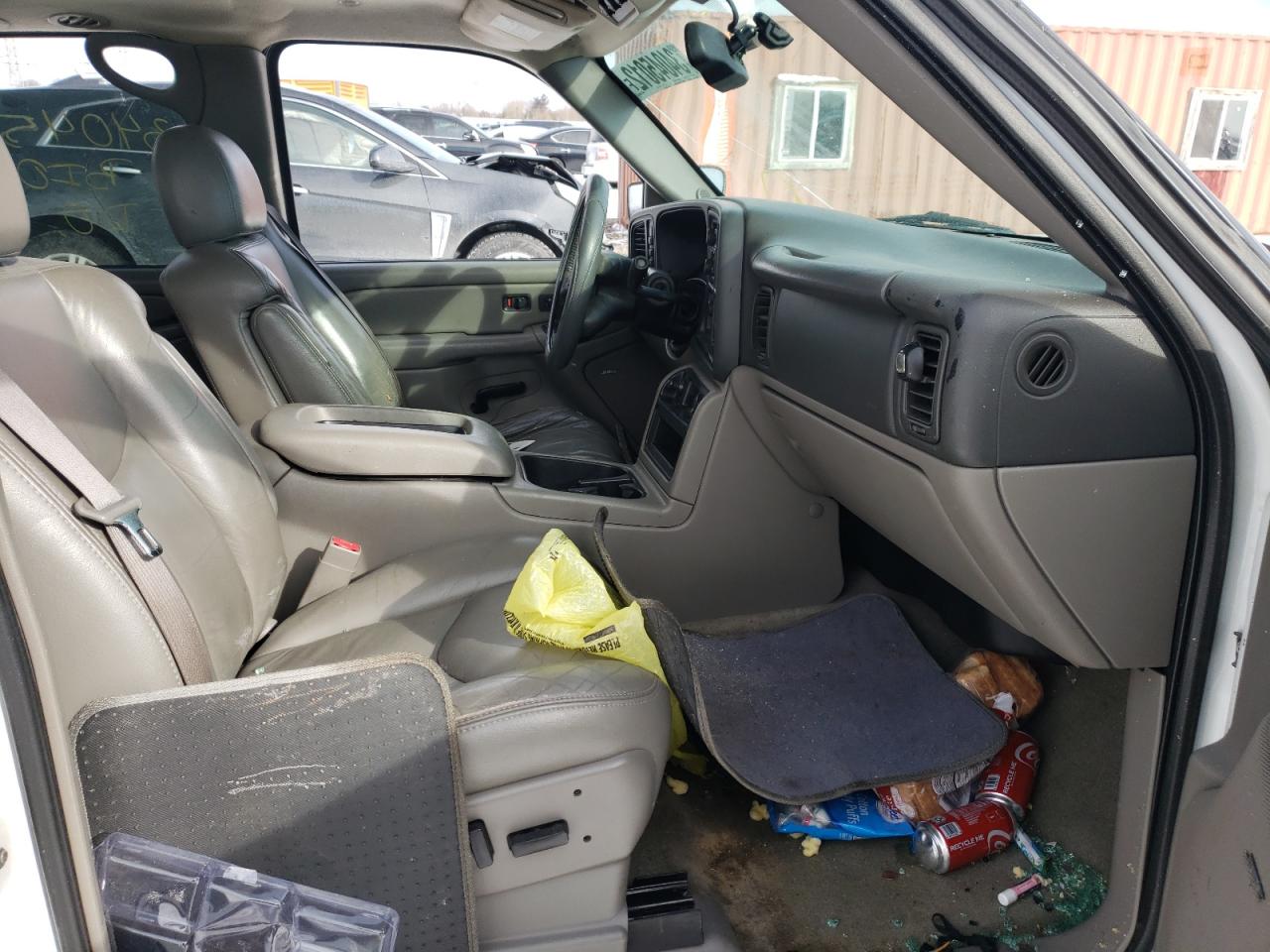 Photo 5 from auction – 2004 GMC YUKON with VIN 1GKEK13Z74J186267