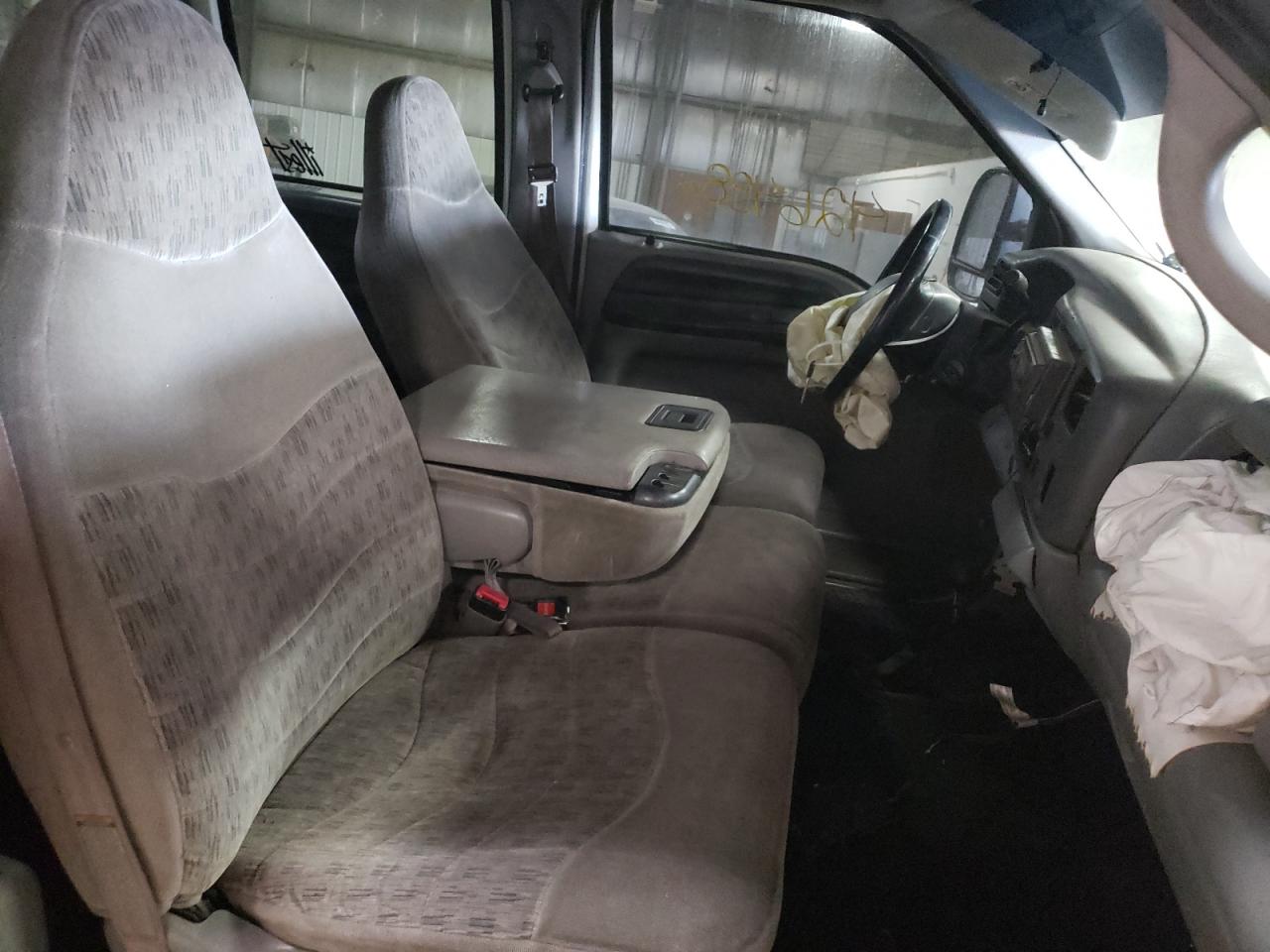 Photo 5 from auction – 2004 FORD F250 SUPER with VIN 1FTNW21P94EB64741