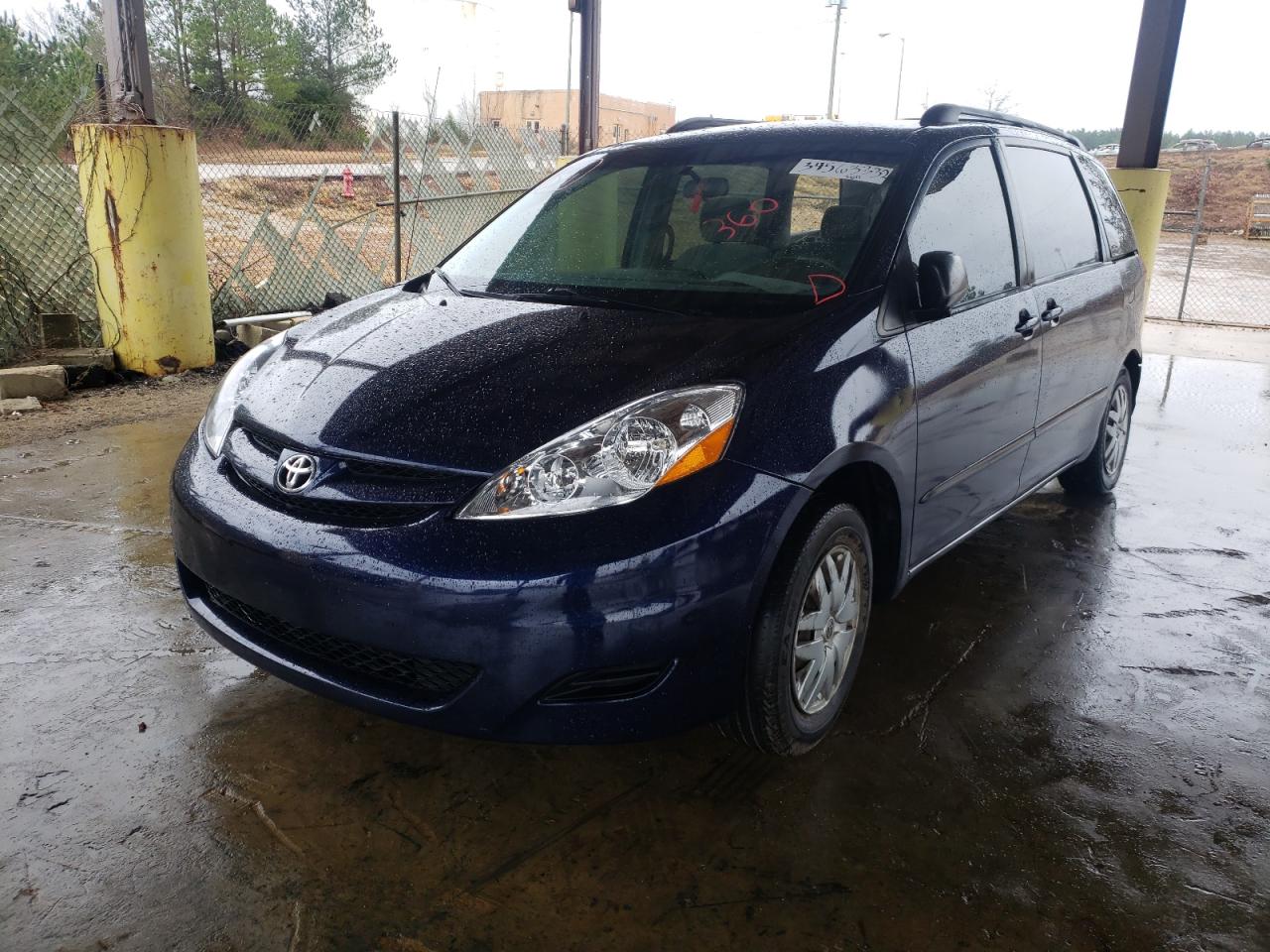Photo 2 from auction – 2007 TOYOTA SIENNA with VIN 5TDZK23C77S020434