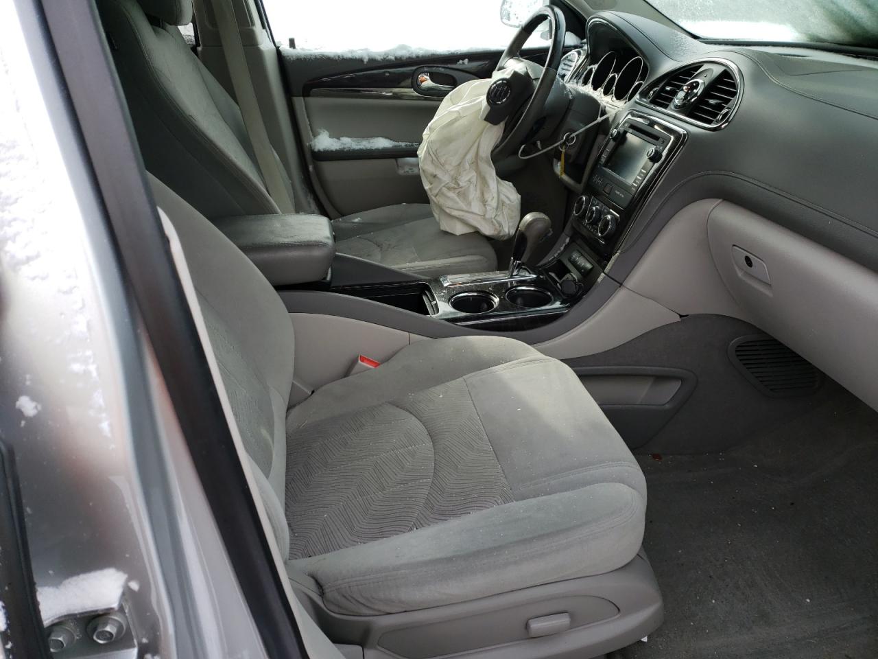 Photo 5 from auction – 2017 BUICK ENCLAVE with VIN 5GAKRAKD5HJ215028
