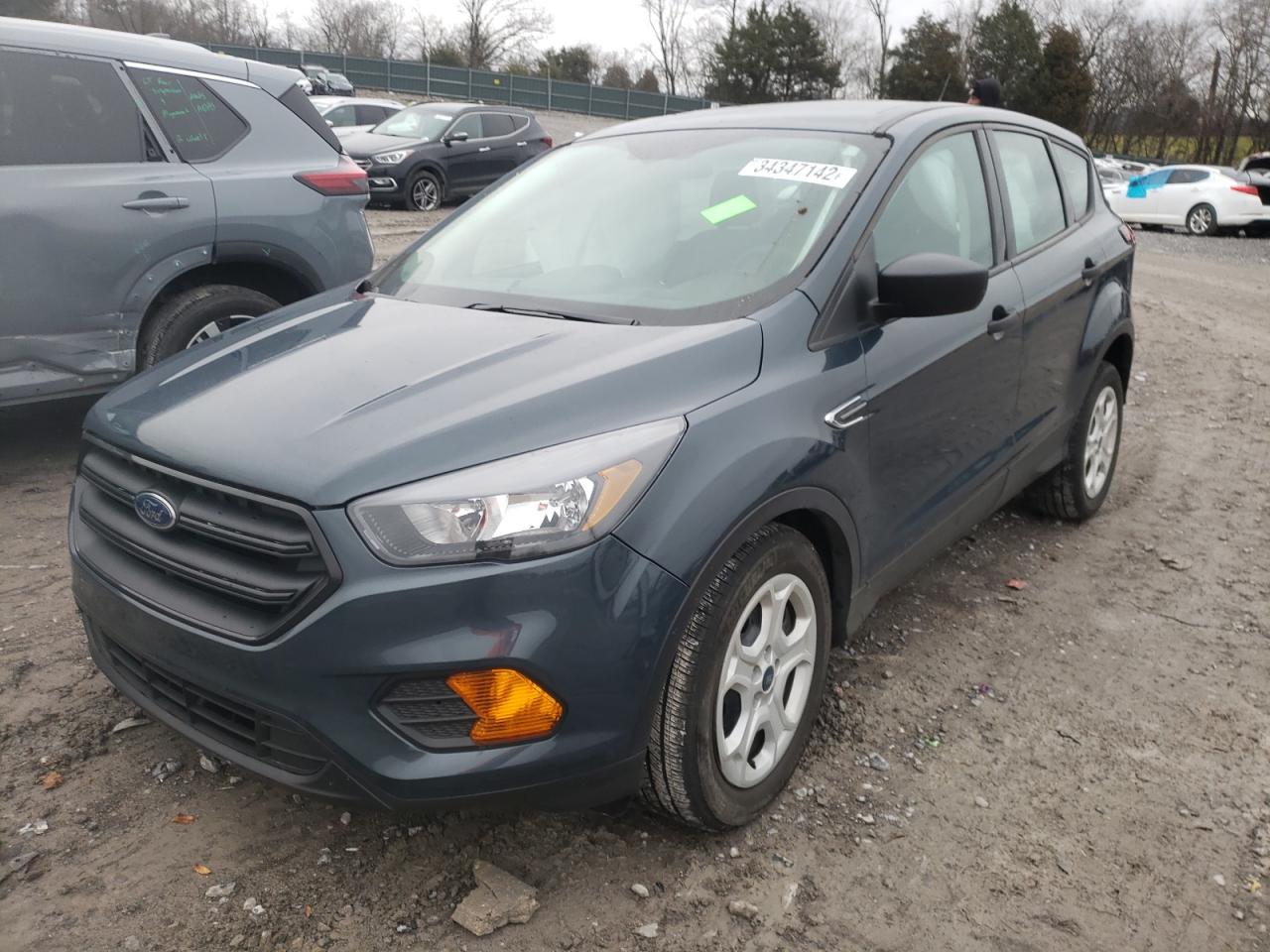 Photo 2 from auction – 2019 FORD ESCAPE S with VIN 1FMCU0F72KUC36212