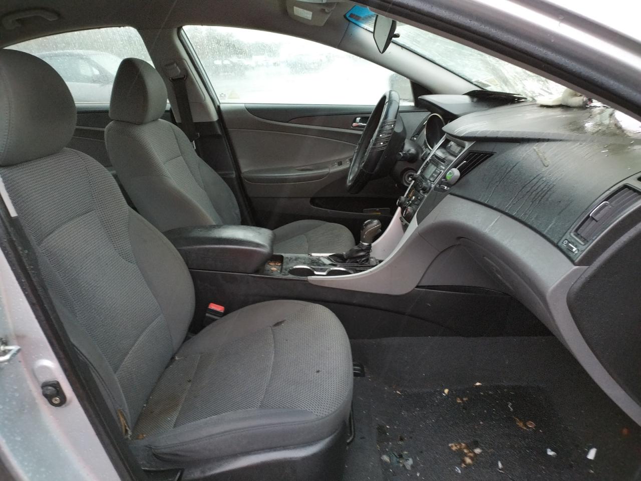 Photo 5 from auction – 2011 HYUNDAI SONATA GLS with VIN 5NPEB4AC8BH107349