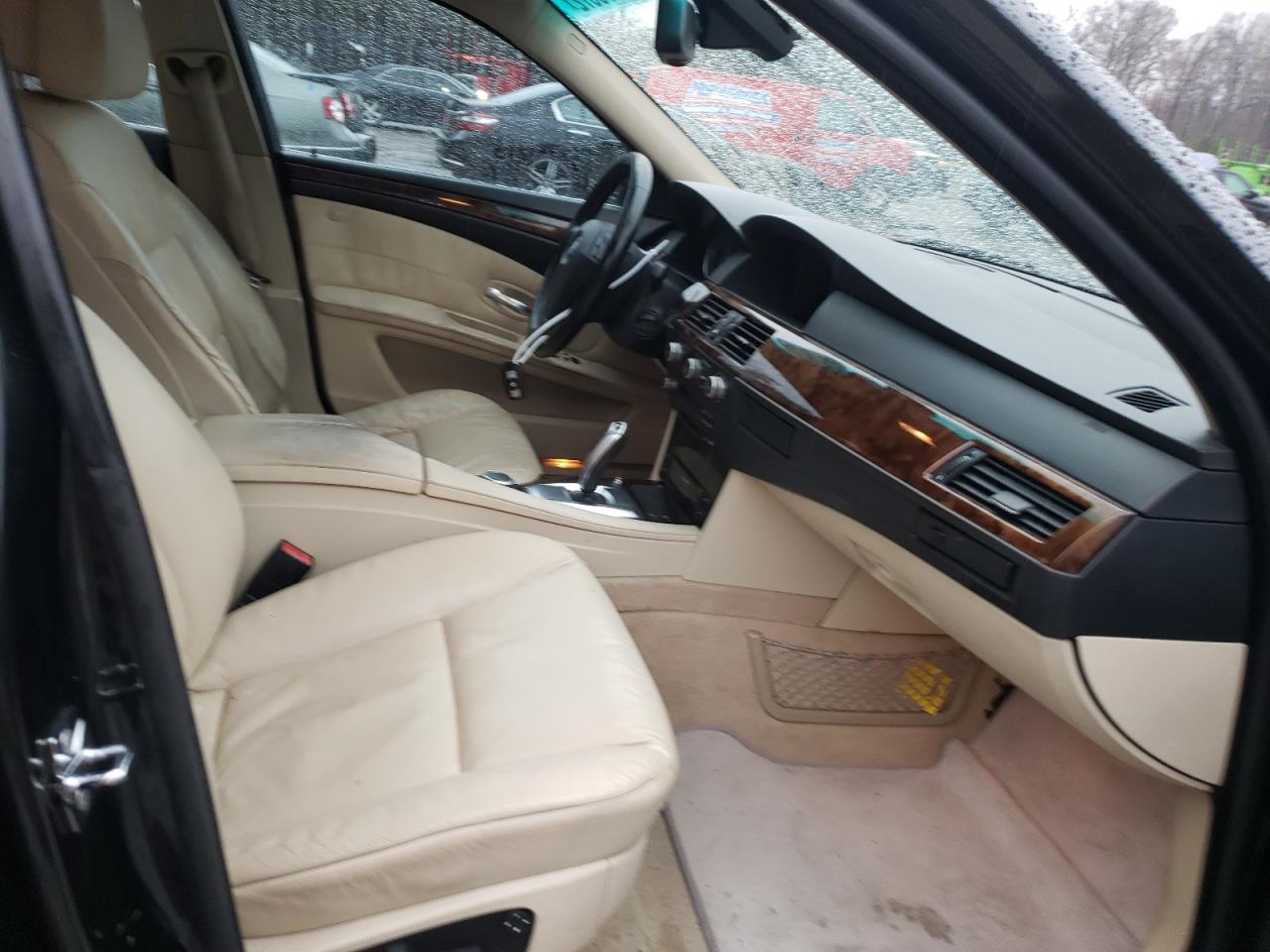 Photo 5 from auction – 2008 BMW 528 I with VIN WBANU53538CT17356