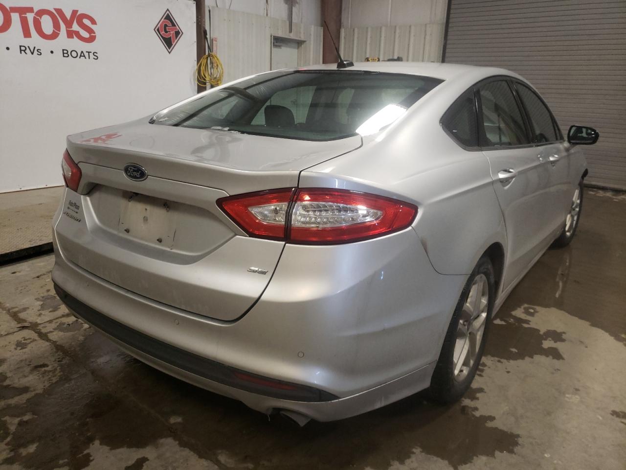 Photo 4 from auction – 2016 FORD FUSION SE with VIN 3FA6P0H7XGR381024
