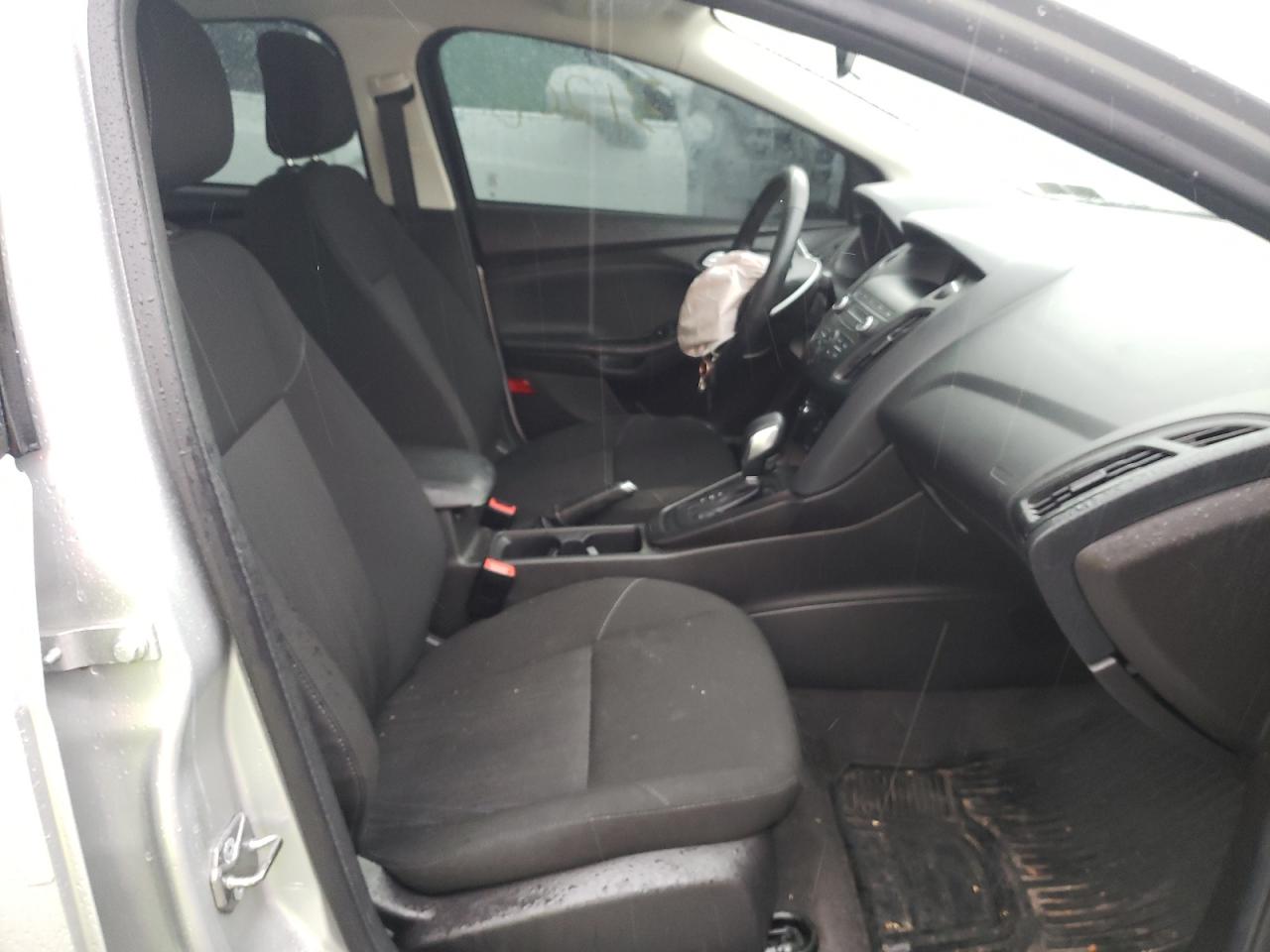 Photo 5 from auction – 2018 FORD FOCUS SE with VIN 1FADP3F28JL248557