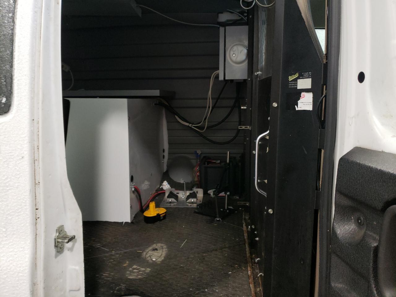 Photo 5 from auction – 2006 CHEVROLET EXPRESS G2 with VIN 1GCGG25V461232145