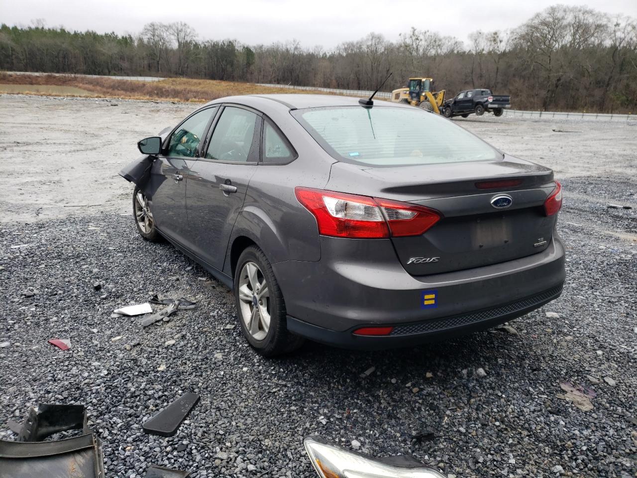 Photo 3 from auction – 2013 FORD FOCUS SE with VIN 1FADP3F21DL330957