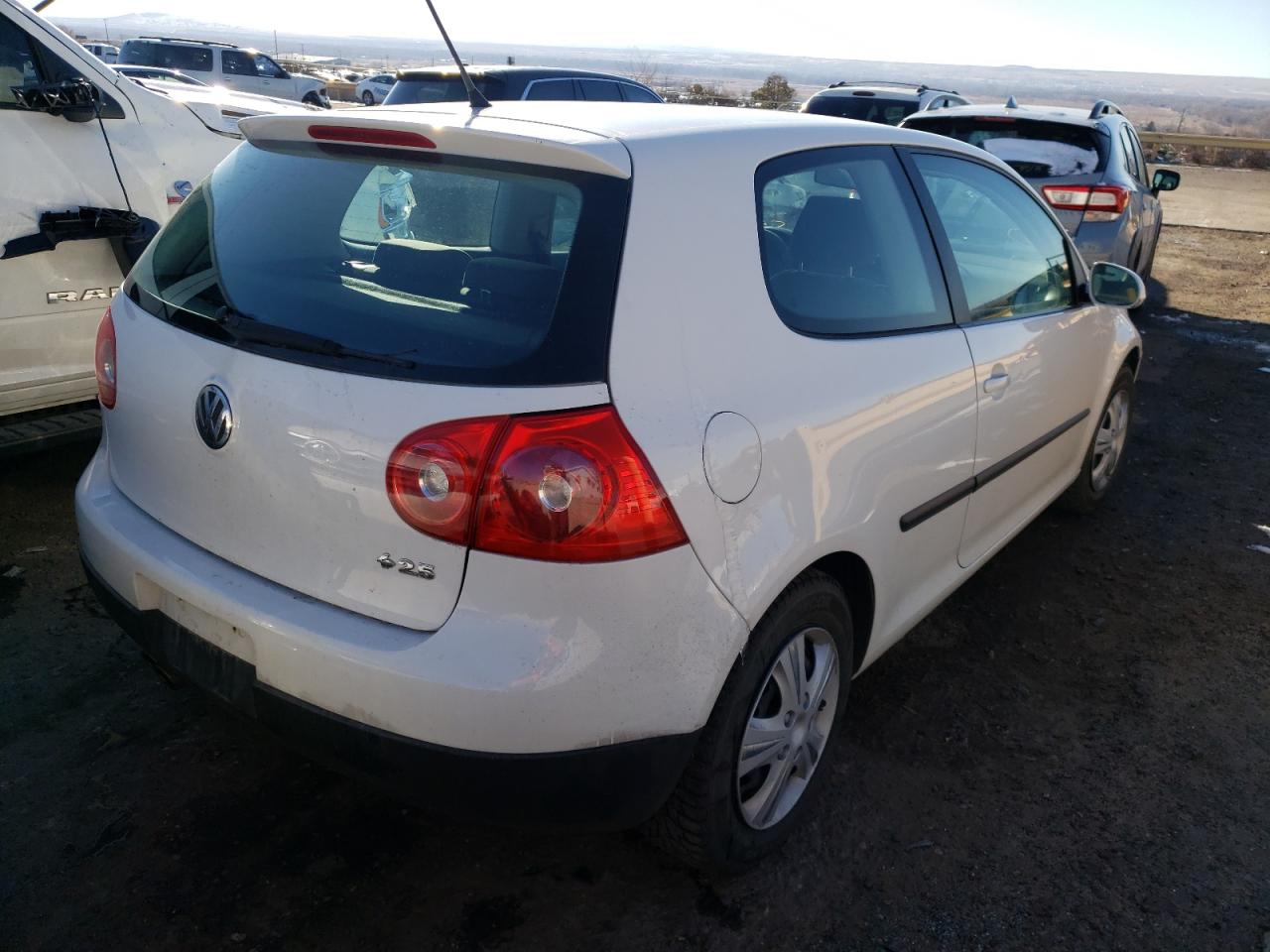 Photo 4 from auction – 2007 VOLKSWAGEN RABBIT with VIN WVWAR71K07W021389
