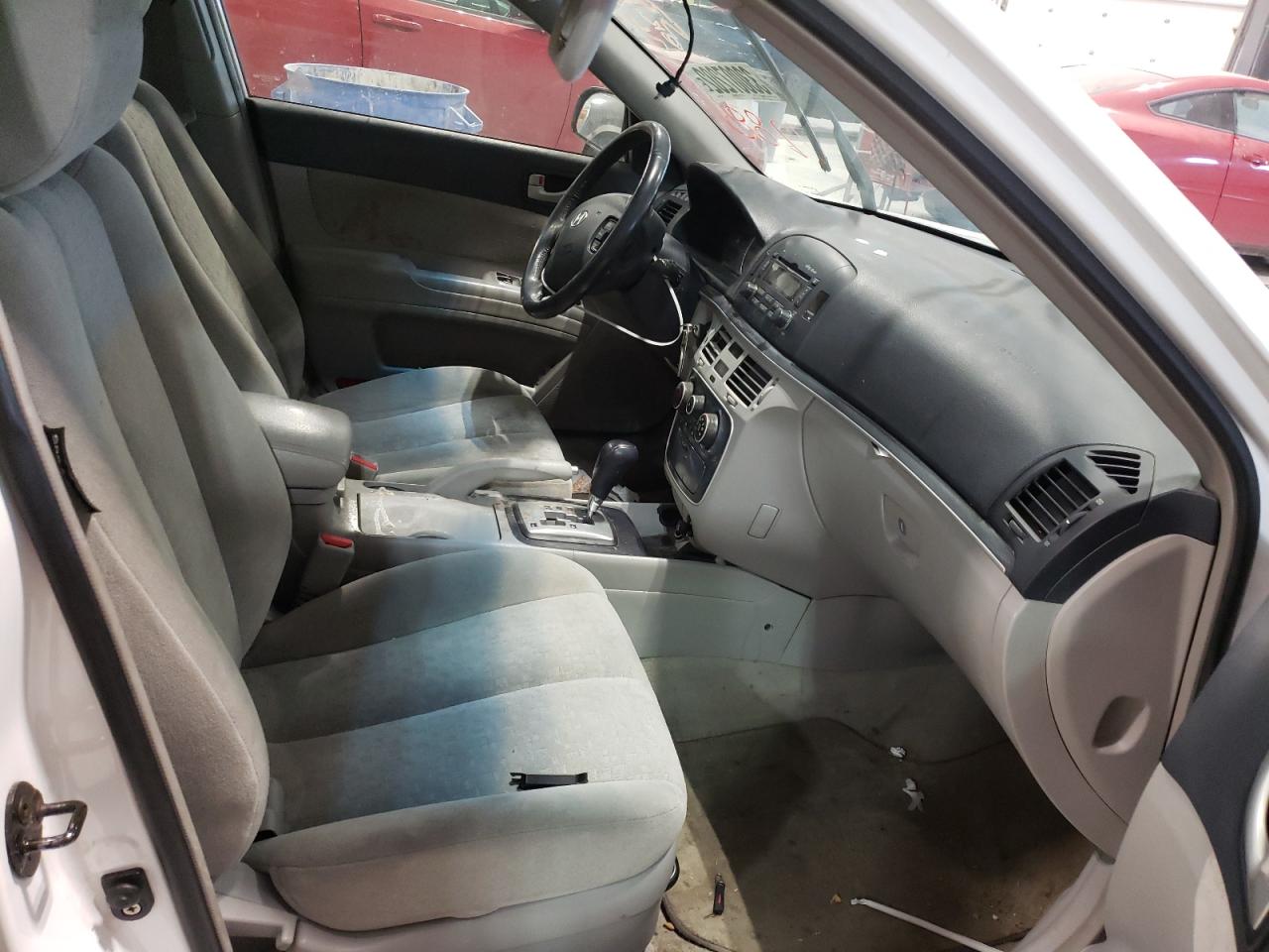 Photo 5 from auction – 2007 HYUNDAI SONATA SE with VIN 5NPEU46F27H211288