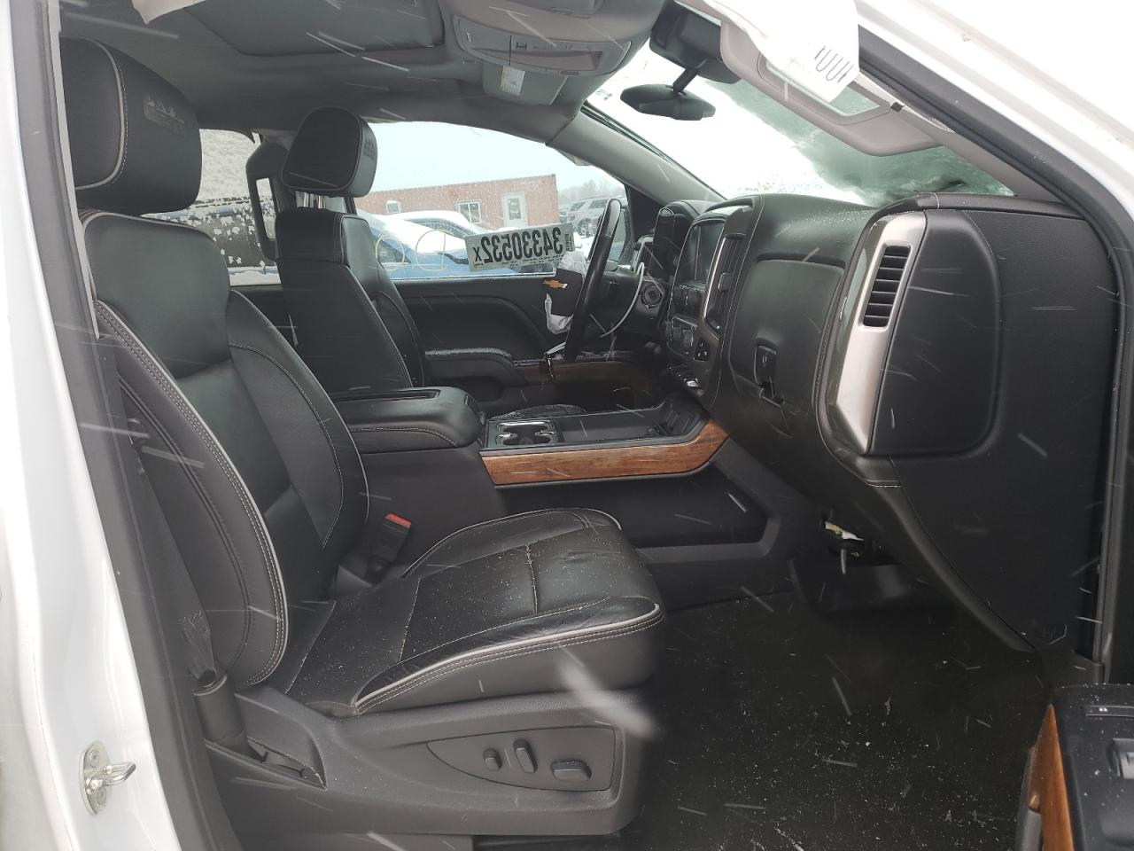 Photo 5 from auction – 2018 CHEVROLET SILVERADO with VIN 3GCUKTEJ4JG236792