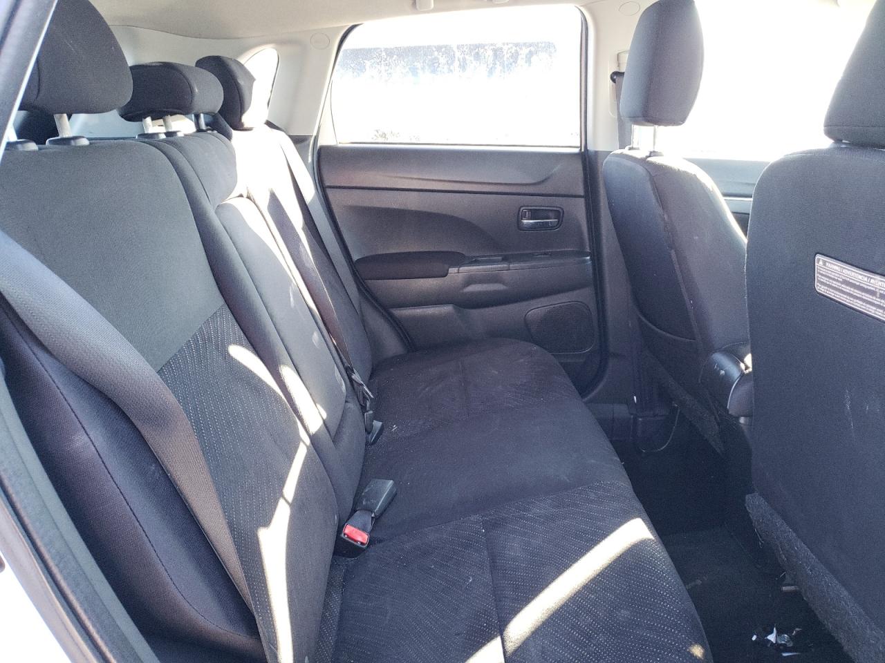 Photo 6 from auction – 2013 MITSUBISHI OUTLANDER with VIN 4A4AP4AU0DE019643