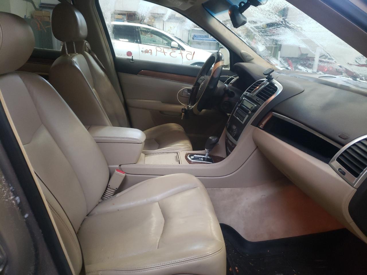 Photo 5 from auction – 2008 CADILLAC SRX with VIN 1GYEE437080161266