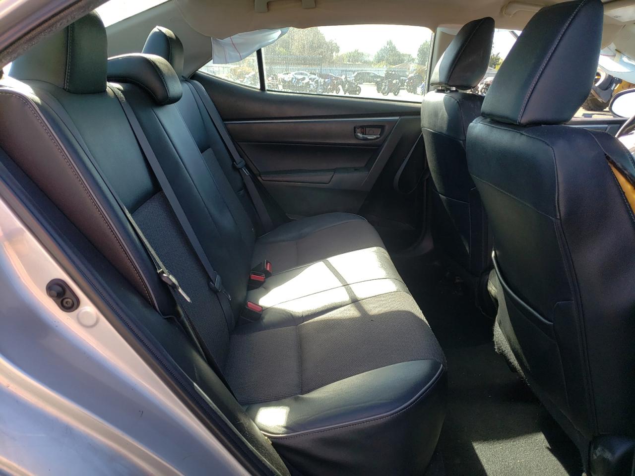Photo 6 from auction – 2014 TOYOTA COROLLA L with VIN 5YFBURHE4EP023098