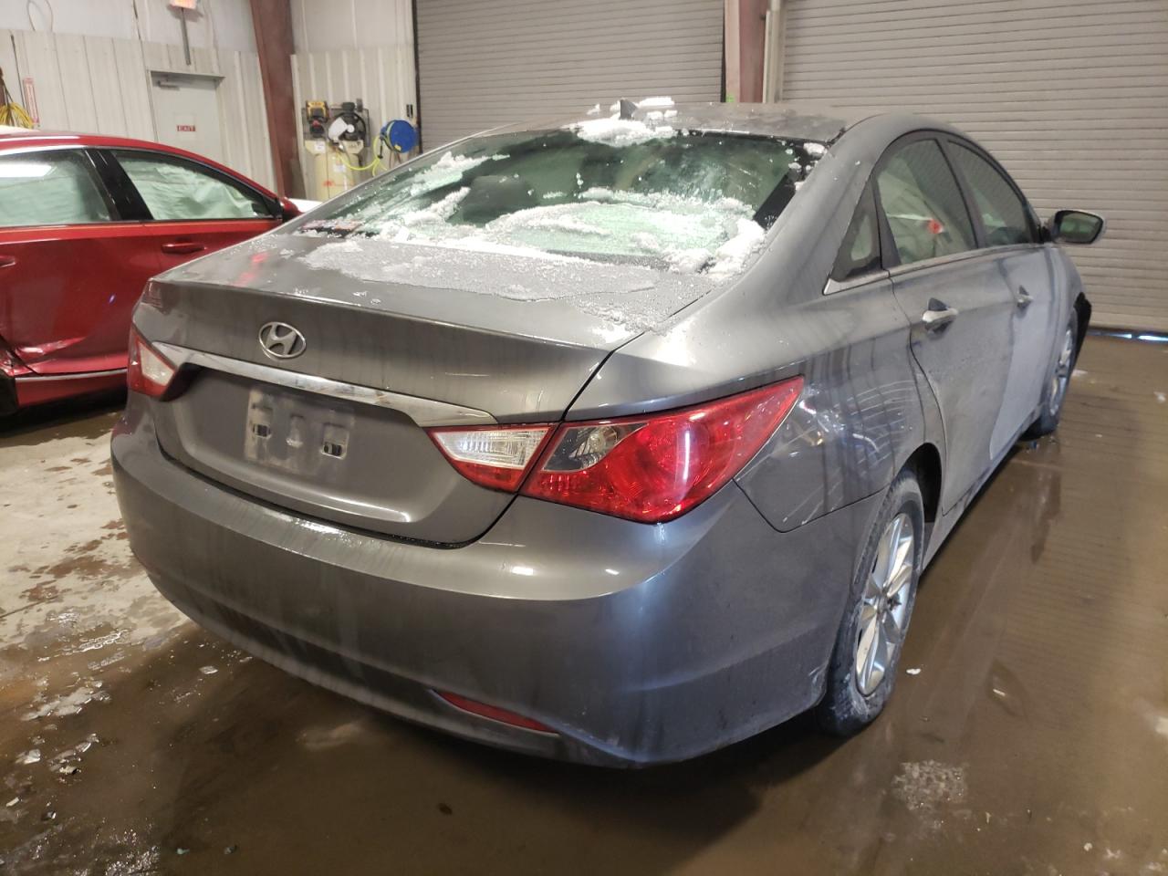 Photo 4 from auction – 2011 HYUNDAI SONATA GLS with VIN 5NPEB4AC3BH280082