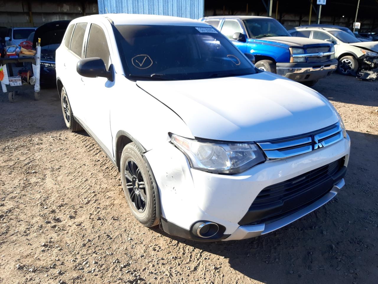 صورة رقم 9 من المزاد - 2015 MITSUBISHI OUTLANDER مع VIN JA4AD2A38FZ006303