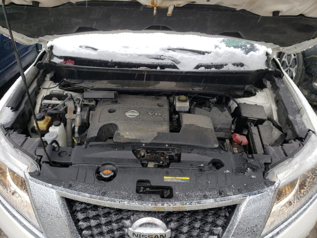 Photo 7 from auction – 2015 NISSAN PATHFINDER with VIN 5N1AR2MM2FC674334