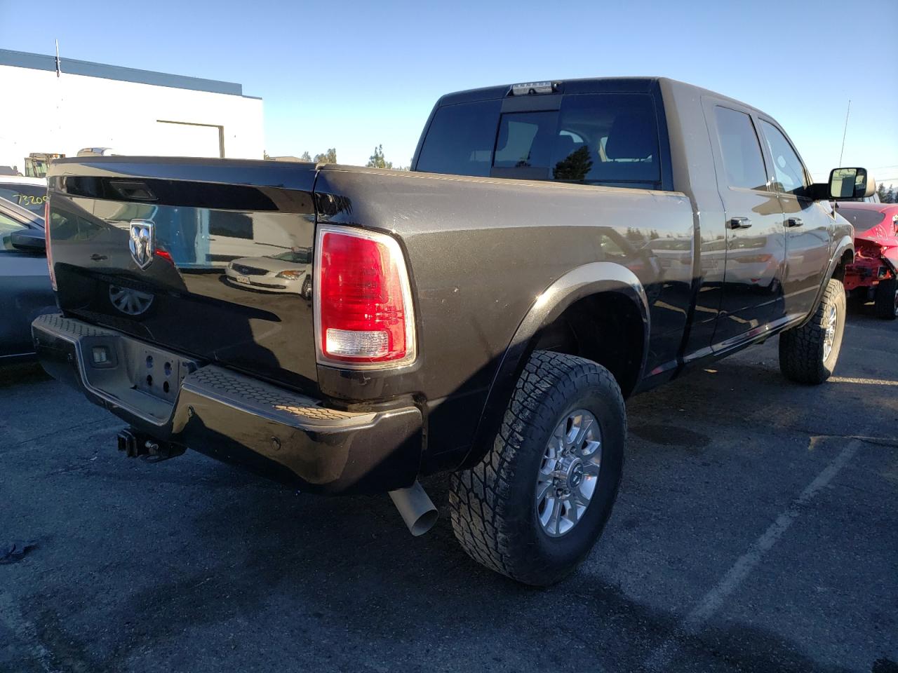 Photo 4 from auction – 2018 RAM 2500 LARAM with VIN 3C6UR5NL6JG221226