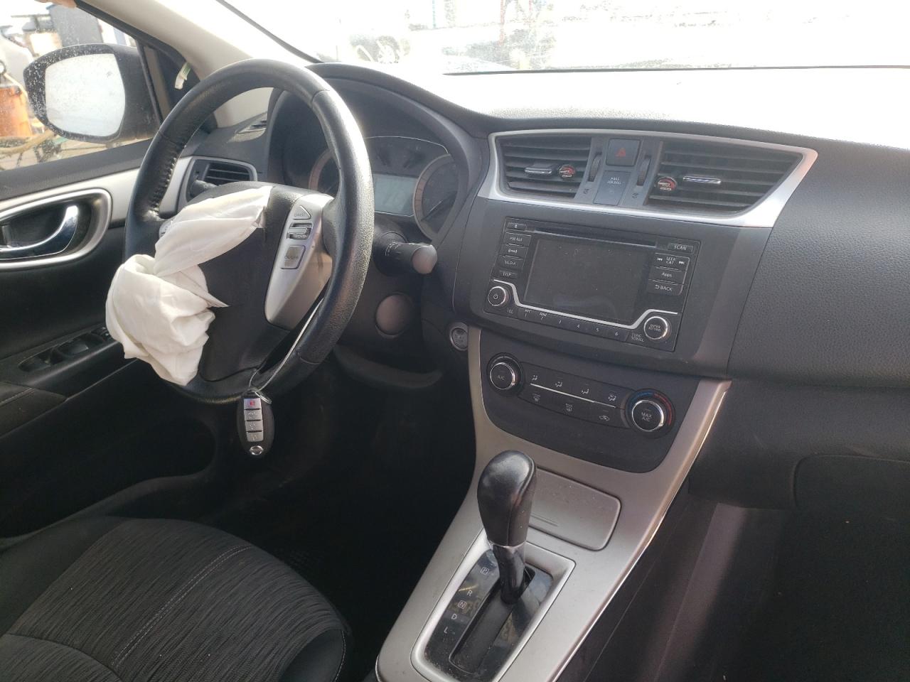 Photo 9 from auction – 2015 NISSAN SENTRA S with VIN 3N1AB7AP7FL628980