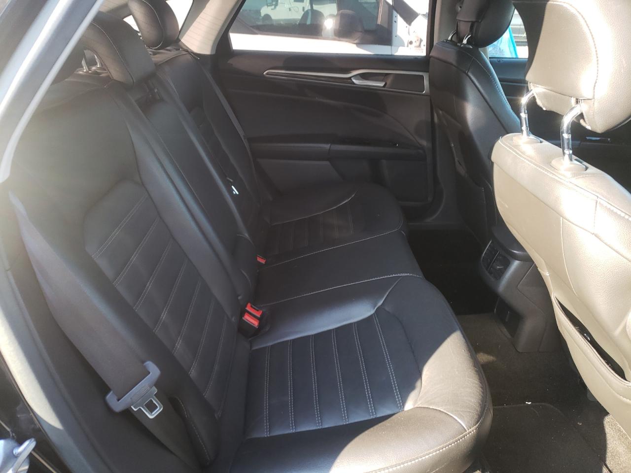 Photo 6 from auction – 2013 FORD FUSION SE with VIN 3FA6P0H94DR227888