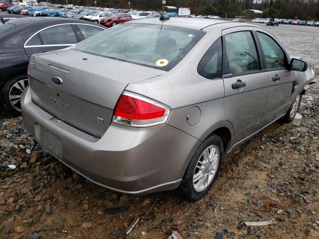 Photo 4 from auction – 2008 FORD FOCUS SE with VIN 1FAHP35N18W296312